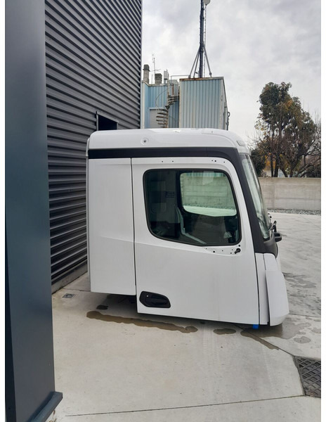 Mercedes-Benz AROCS ANTOS E6 - MP4 - Cabina e interior para Camión: foto 5 Mercedes-Benz AROCS ANTOS E6 - MP4 - Cabina e interior para Camión: foto 5