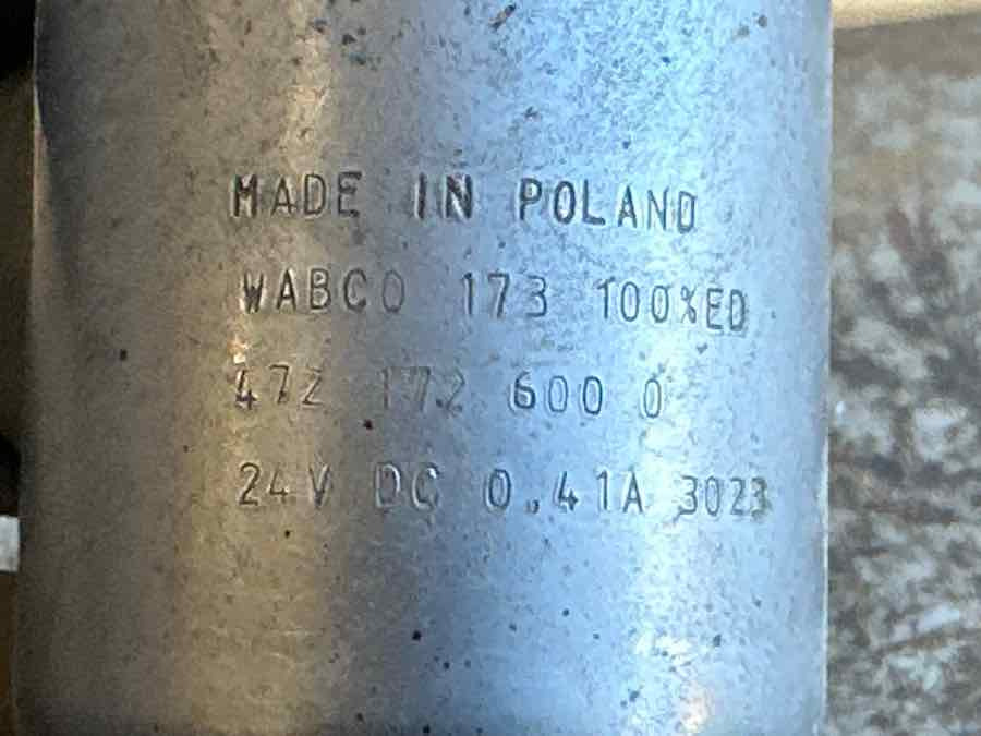 EKERI WABCO VALVE 4721726000 - Válvula para Remolque: foto 2 EKERI WABCO VALVE 4721726000 - Válvula para Remolque: foto 2