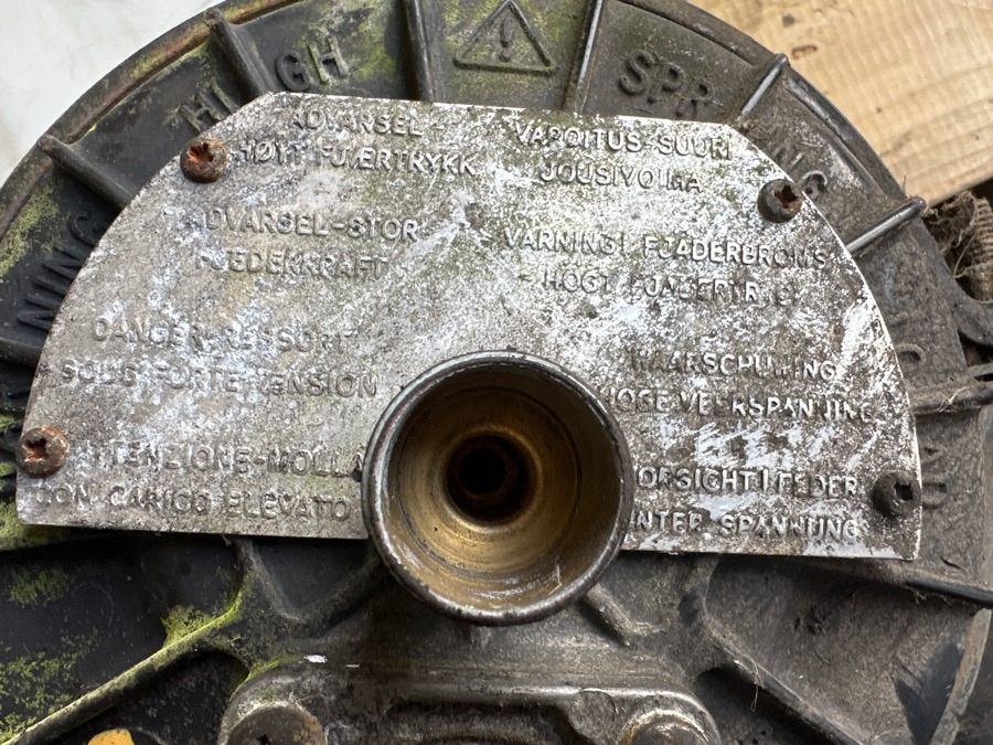 FORD CARGO BRAKE VALVE - Válvula de freno para Camión: foto 3 FORD CARGO BRAKE VALVE - Válvula de freno para Camión: foto 3