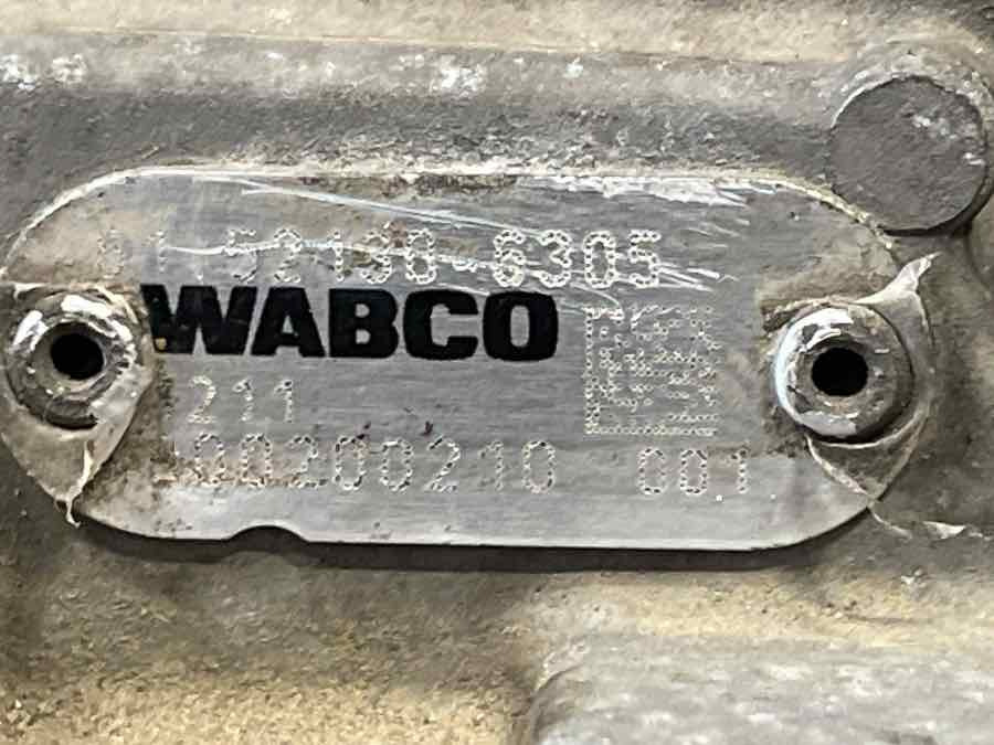 MAN FOOT BREAKE VALVE 81.52130-6305 - Válvula de freno para Camión: foto 3 MAN FOOT BREAKE VALVE 81.52130-6305 - Válvula de freno para Camión: foto 3