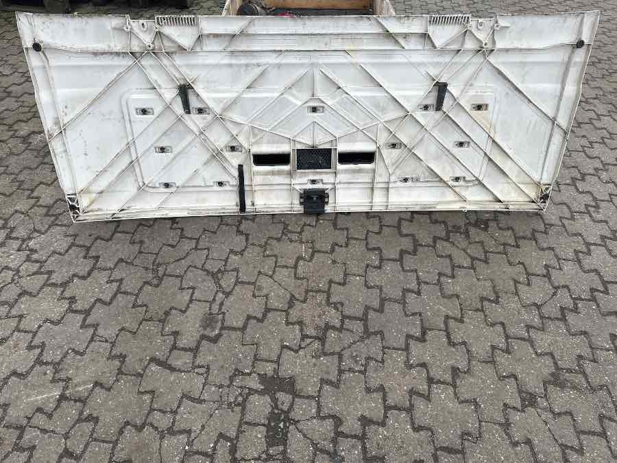 MAN TGA FRONT SERVICE DOOR 81.61110-0053 - Carrocería y exterior para Camión: foto 2 MAN TGA FRONT SERVICE DOOR 81.61110-0053 - Carrocería y exterior para Camión: foto 2