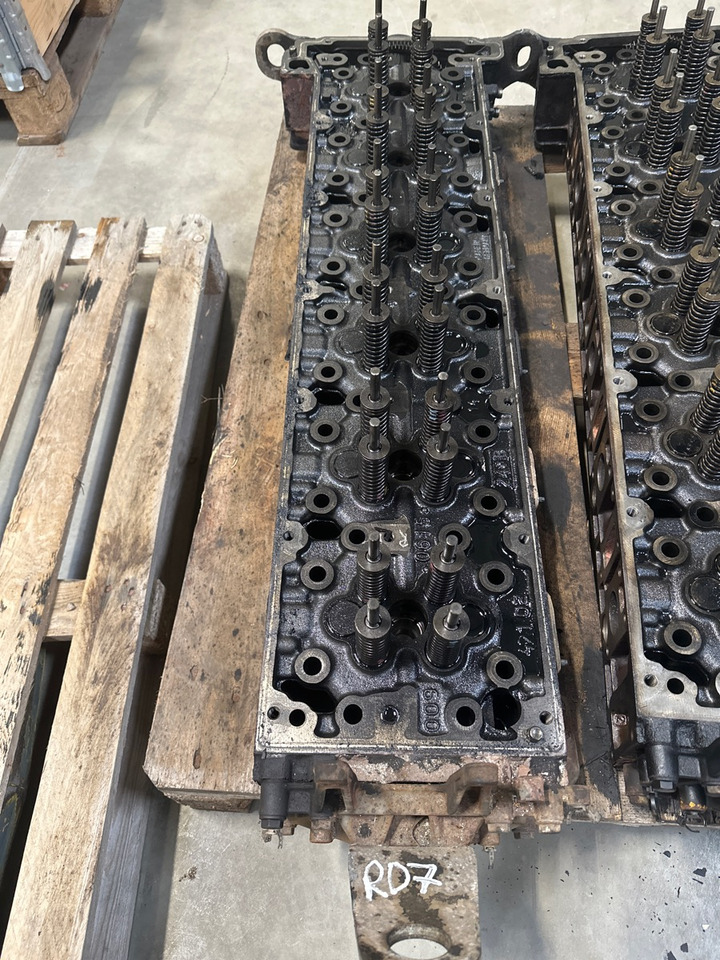 MERCEDES CYLINDERHEAD A4710102720 - Cabezal de bloque para Camión: foto 1 MERCEDES CYLINDERHEAD A4710102720 - Cabezal de bloque para Camión: foto 1