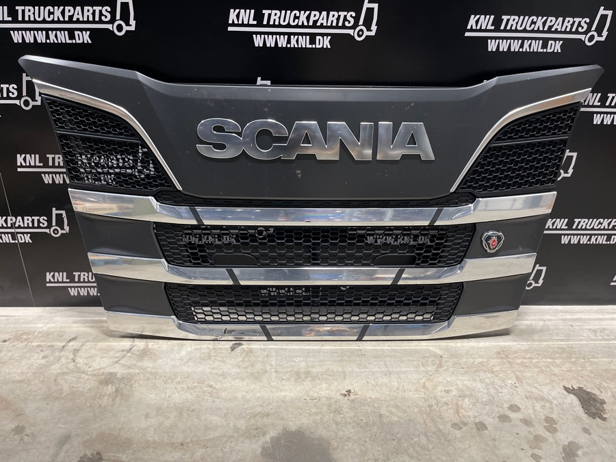 SCANIA FRONT GRILL R SERIE - Carrocería y exterior para Camión: foto 1 SCANIA FRONT GRILL R SERIE - Carrocería y exterior para Camión: foto 1