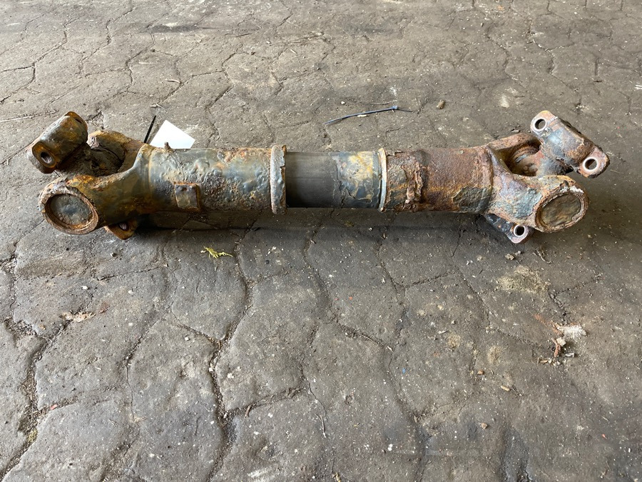SCANIA PROPSHAFT P520 1796589 - Árbol de transmisión para Camión: foto 1 SCANIA PROPSHAFT P520 1796589 - Árbol de transmisión para Camión: foto 1