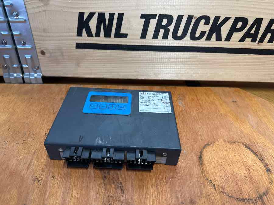 SCANIA SLC 019 194 - Sistema eléctrico para Camión: foto 1 SCANIA SLC 019 194 - Sistema eléctrico para Camión: foto 1