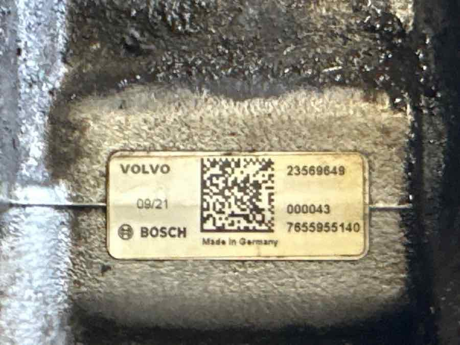 VOLVO STEERING PUMP 23569649 - Dirección para Camión: foto 2 VOLVO STEERING PUMP 23569649 - Dirección para Camión: foto 2