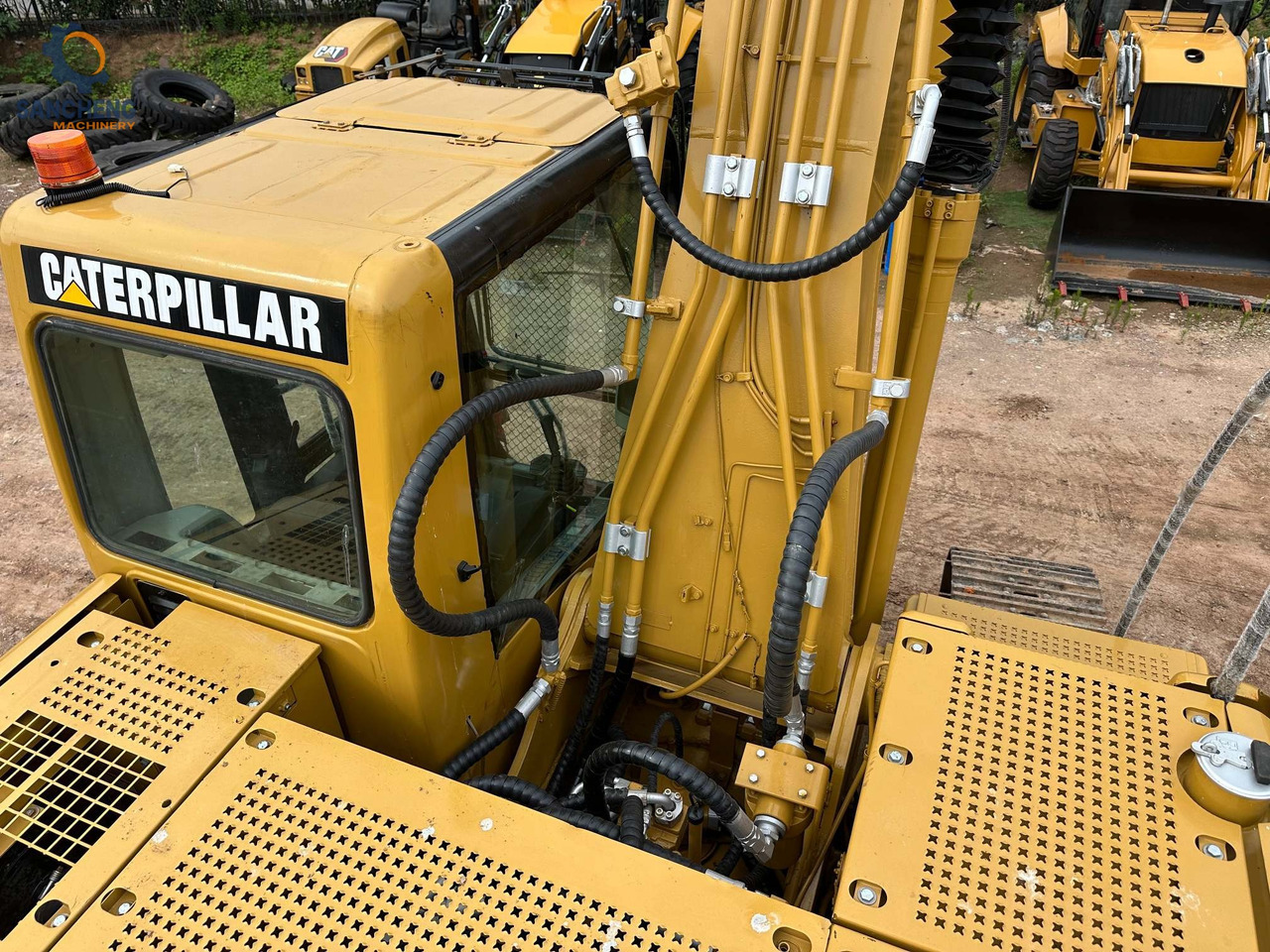 Excavadora de cadenas CAT 320CL excavator with hammer: foto 7 Excavadora de cadenas CAT 320CL excavator with hammer: foto 7