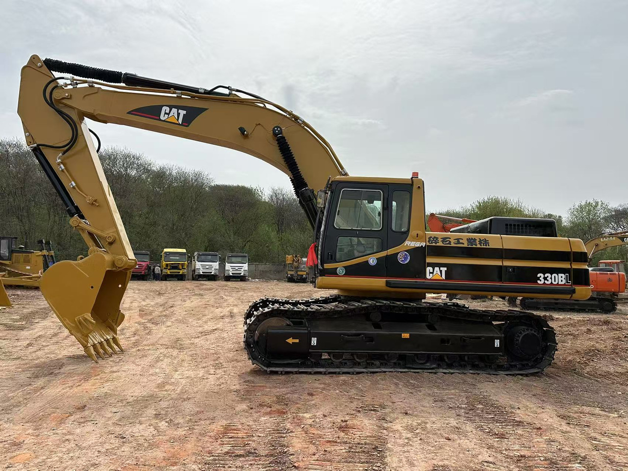 CAT 330BL - Excavadora de cadenas: foto 1 CAT 330BL - Excavadora de cadenas: foto 1