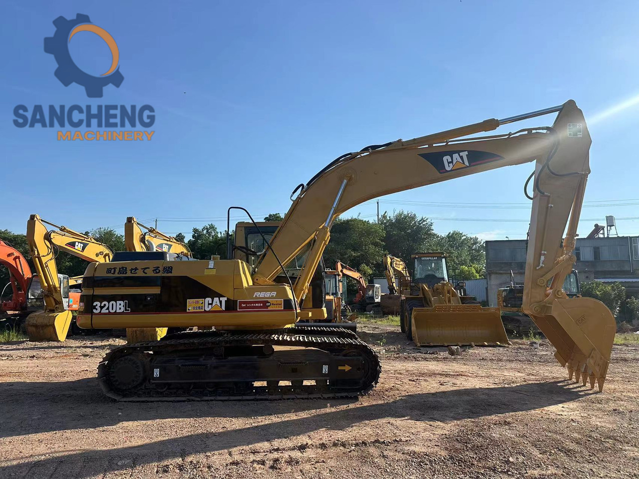 CATERPILLAR 320BL - Excavadora de cadenas: foto 1 CATERPILLAR 320BL - Excavadora de cadenas: foto 1