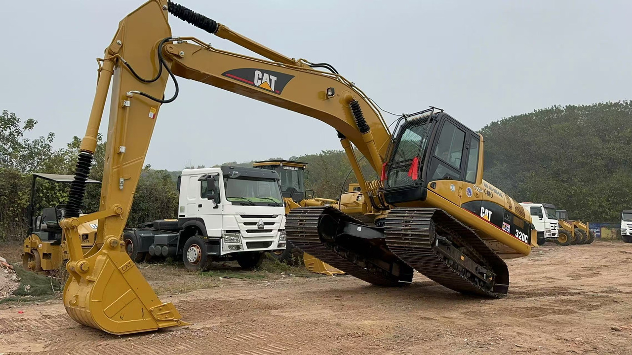 CATERPILLAR 320C - Excavadora de cadenas: foto 1 CATERPILLAR 320C - Excavadora de cadenas: foto 1