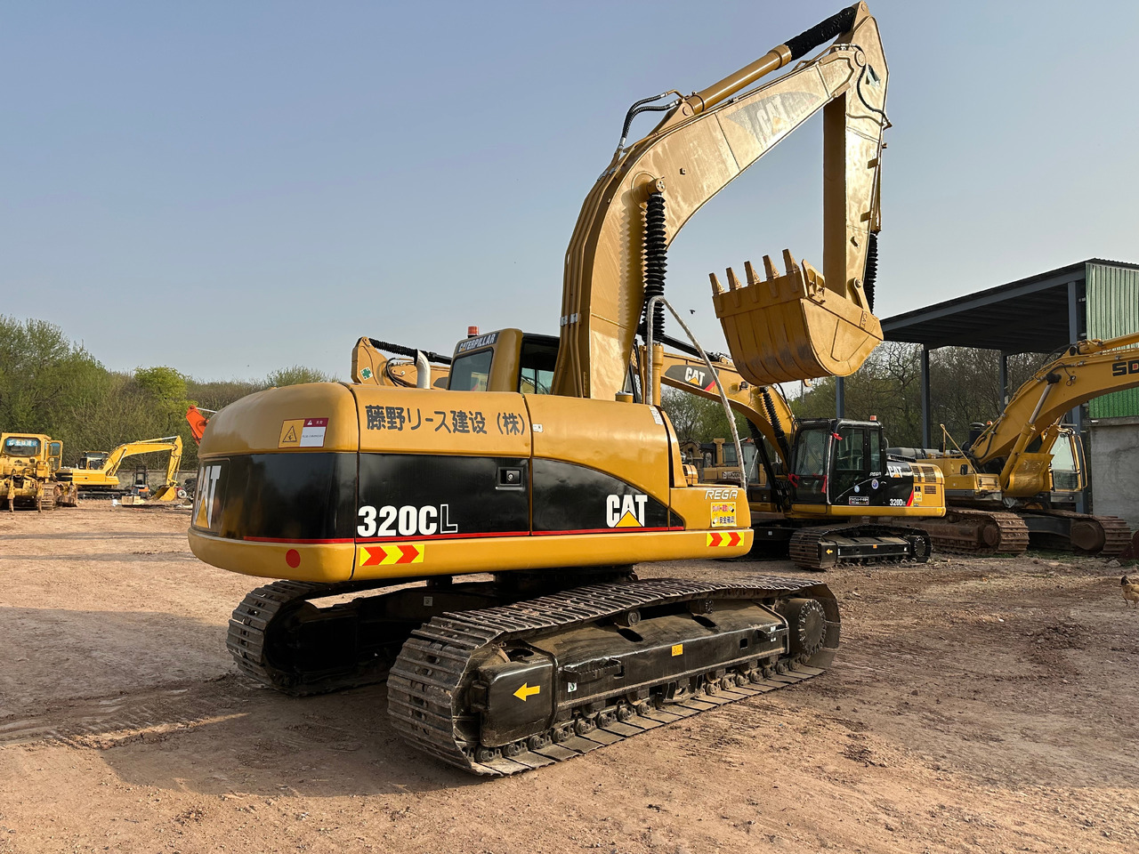 CATERPILLAR 320CL crawler excavator - Excavadora de cadenas: foto 1 CATERPILLAR 320CL crawler excavator - Excavadora de cadenas: foto 1