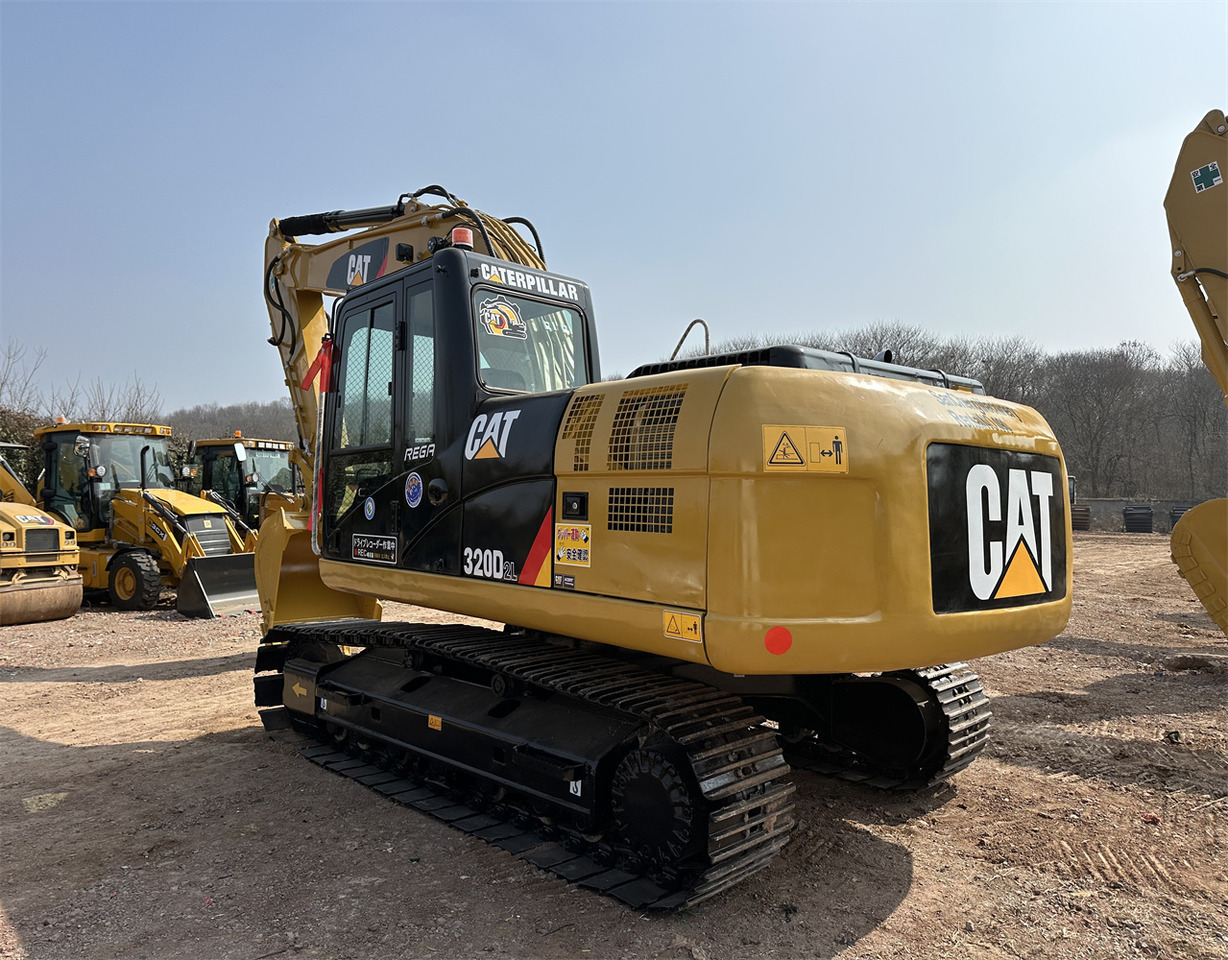 Excavadora de cadenas CATERPILLAR 320D2L: foto 7