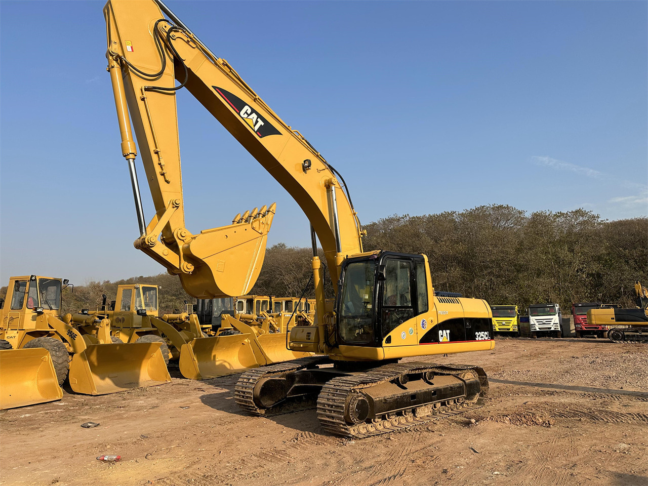 CATERPILLAR 325C - Excavadora de cadenas: foto 2 CATERPILLAR 325C - Excavadora de cadenas: foto 2