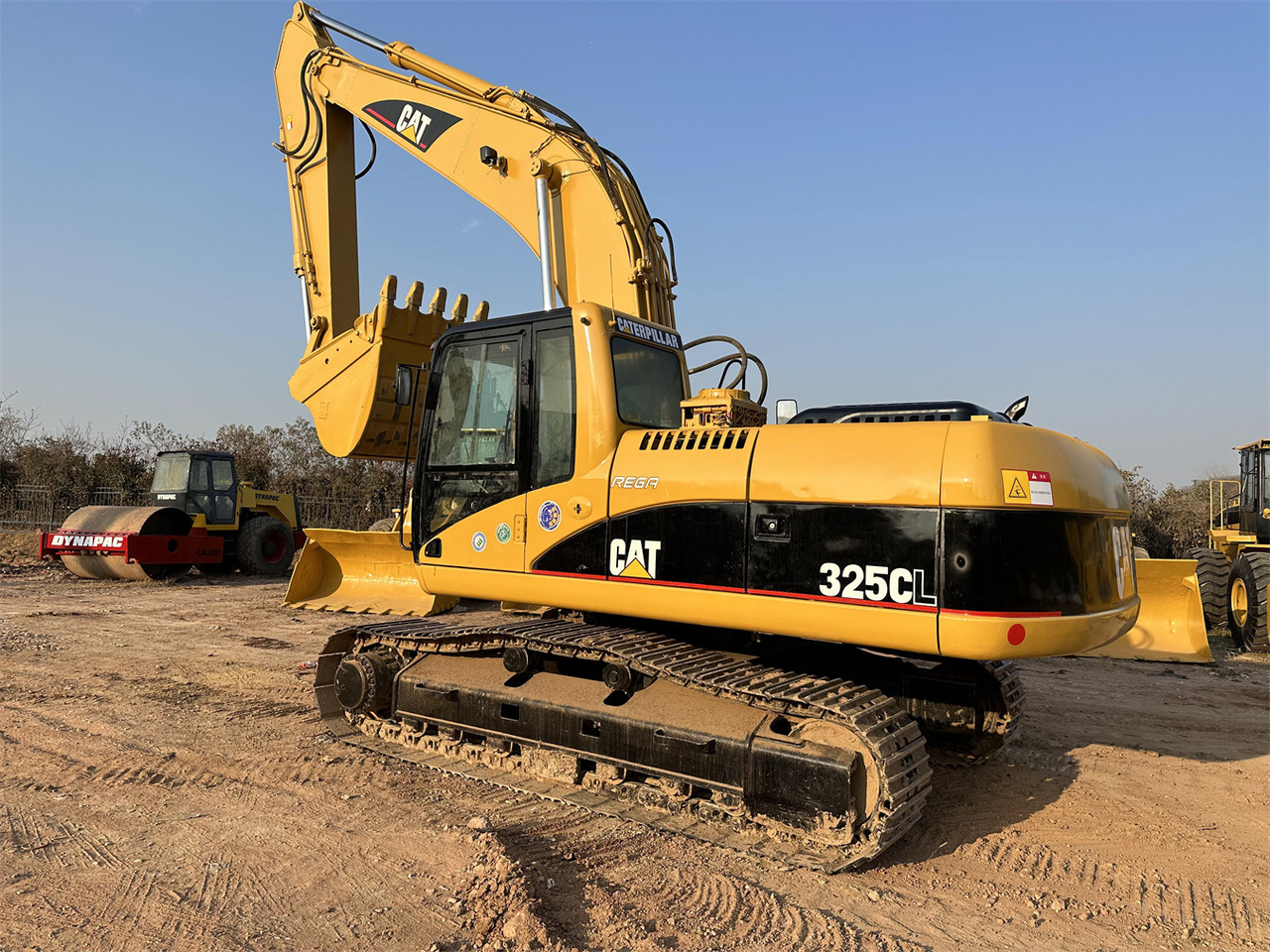 CATERPILLAR 325C - Excavadora de cadenas: foto 1 CATERPILLAR 325C - Excavadora de cadenas: foto 1
