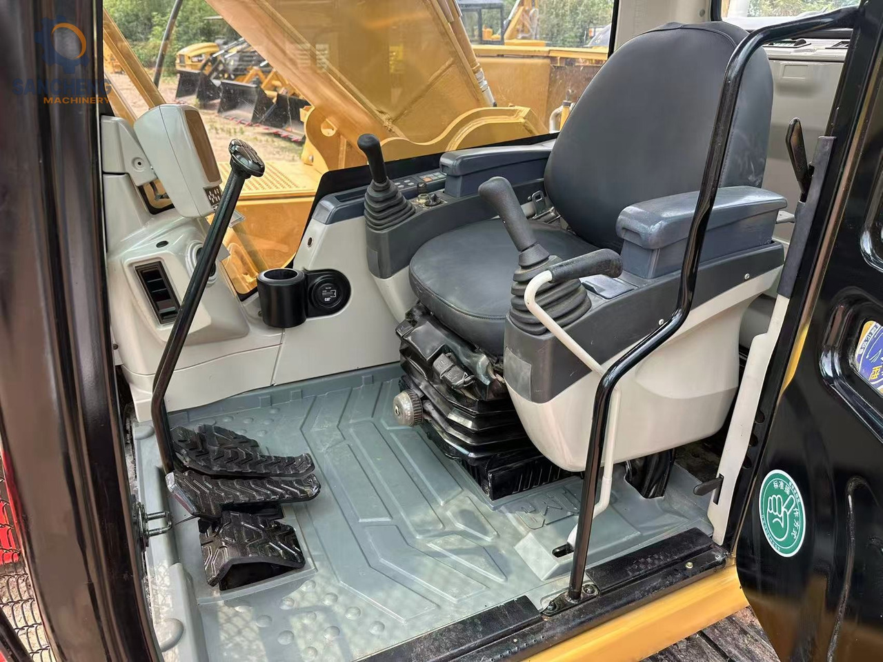 Excavadora de cadenas CATERPILLAR 325CL: foto 8 Excavadora de cadenas CATERPILLAR 325CL: foto 8