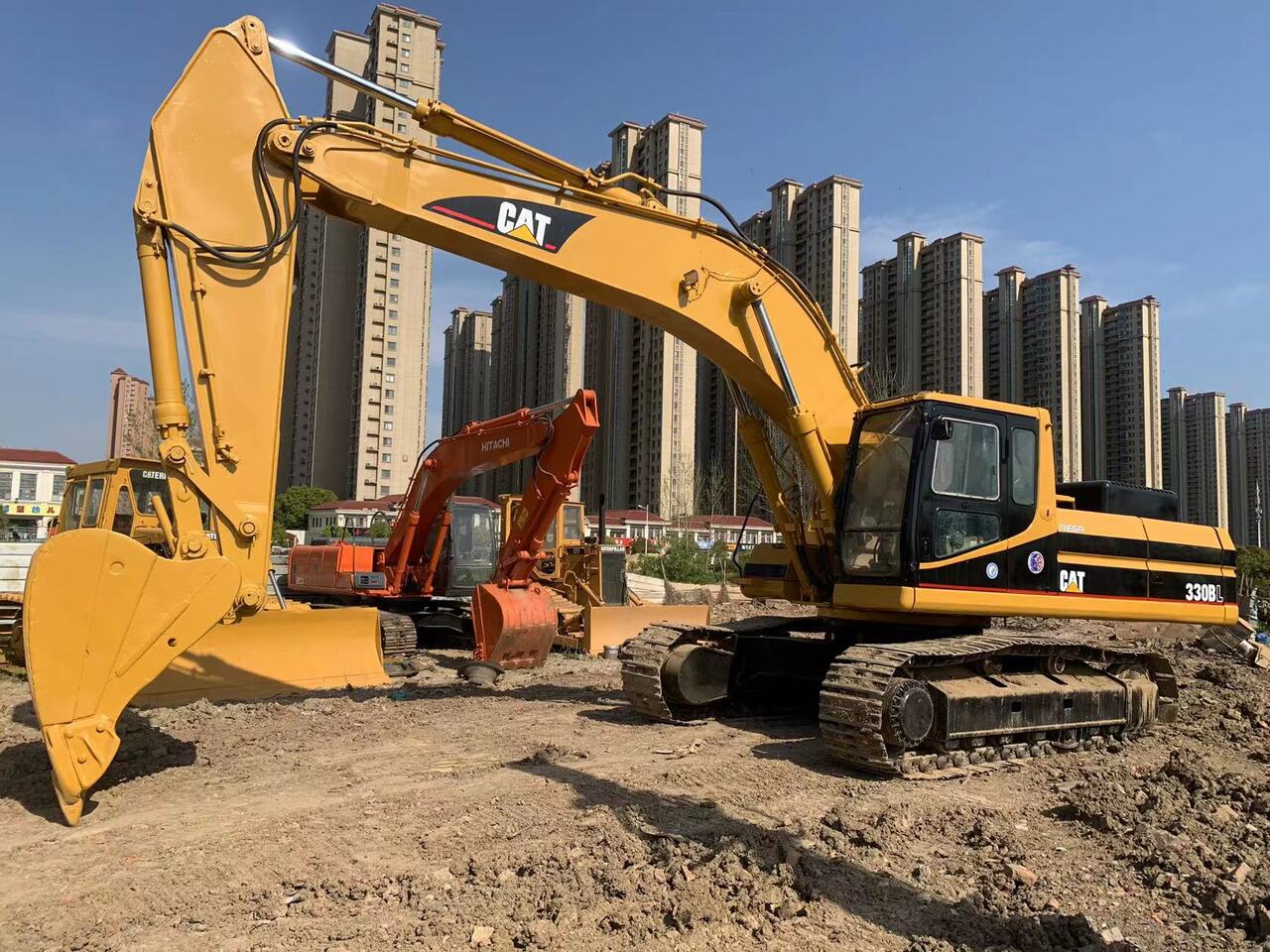 CATERPILLAR 330BL - Excavadora de cadenas: foto 3 CATERPILLAR 330BL - Excavadora de cadenas: foto 3