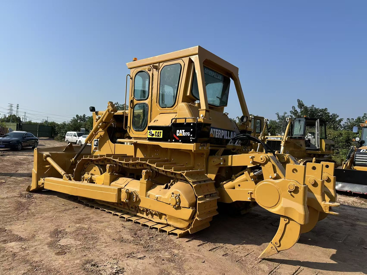 CATERPILLAR D7G - Bulldozer: foto 1 CATERPILLAR D7G - Bulldozer: foto 1