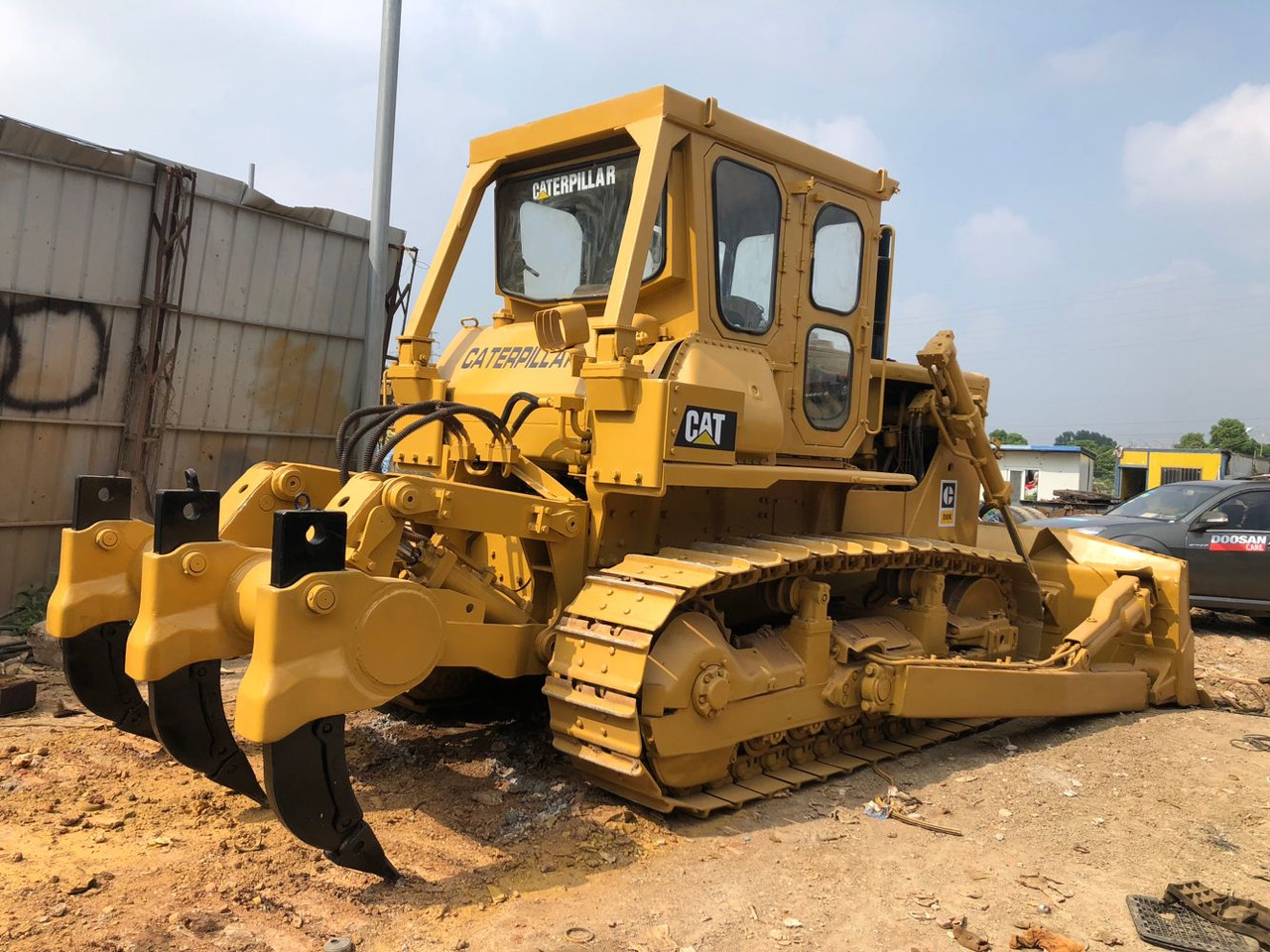 CATERPILLAR D8K - Bulldozer: foto 2 CATERPILLAR D8K - Bulldozer: foto 2