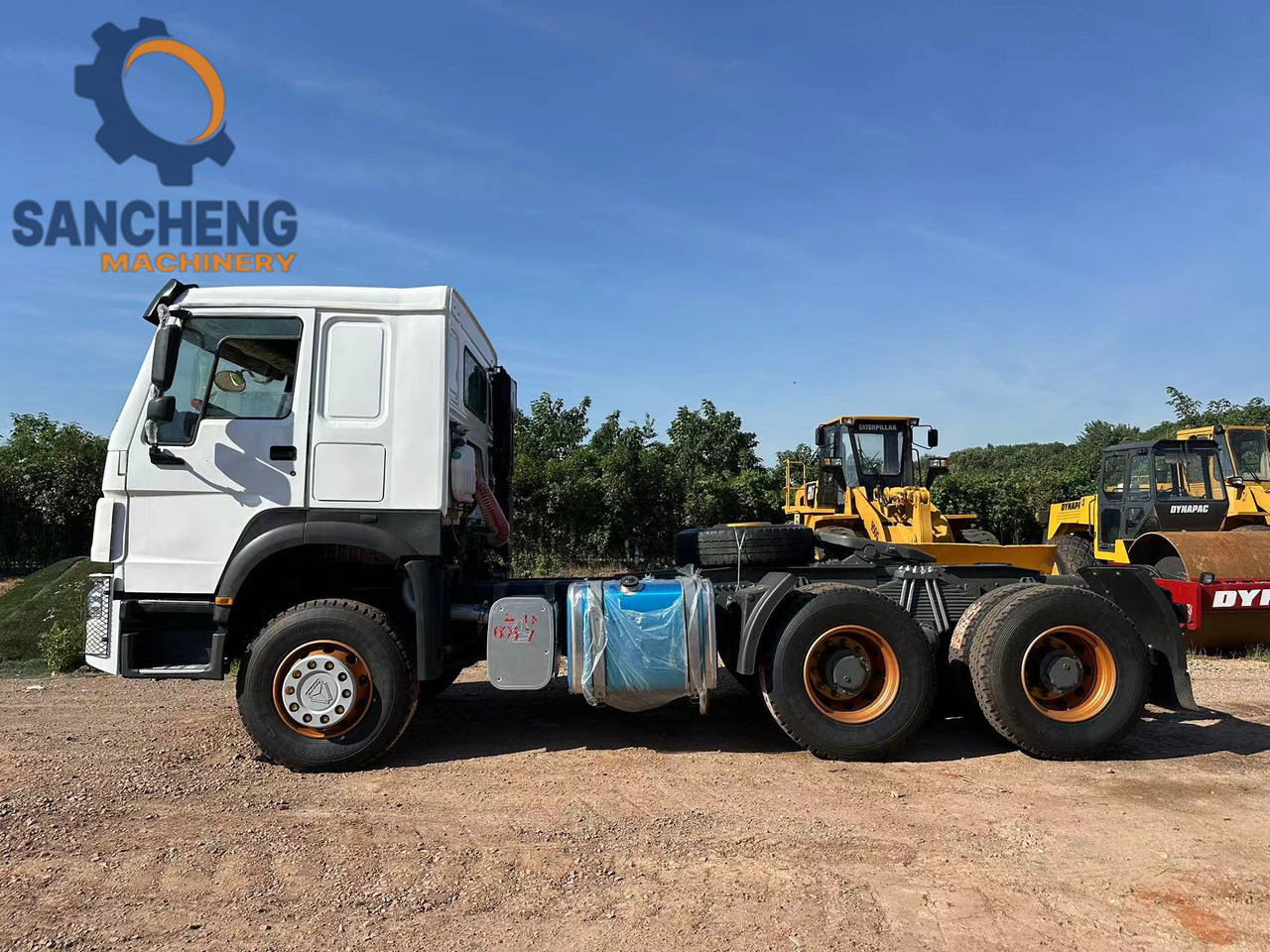 SINOTRUK HOWO Truck Head 371 - Cabeza tractora: foto 3 SINOTRUK HOWO Truck Head 371 - Cabeza tractora: foto 3