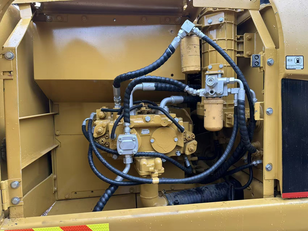 Caterpillar 320CL - Excavadora de cadenas: foto 4 Caterpillar 320CL - Excavadora de cadenas: foto 4