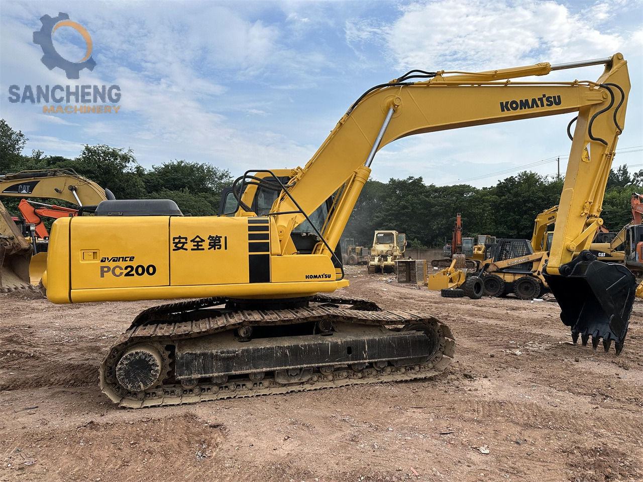 KOMATSU PC200-6 - Excavadora de cadenas: foto 2 KOMATSU PC200-6 - Excavadora de cadenas: foto 2