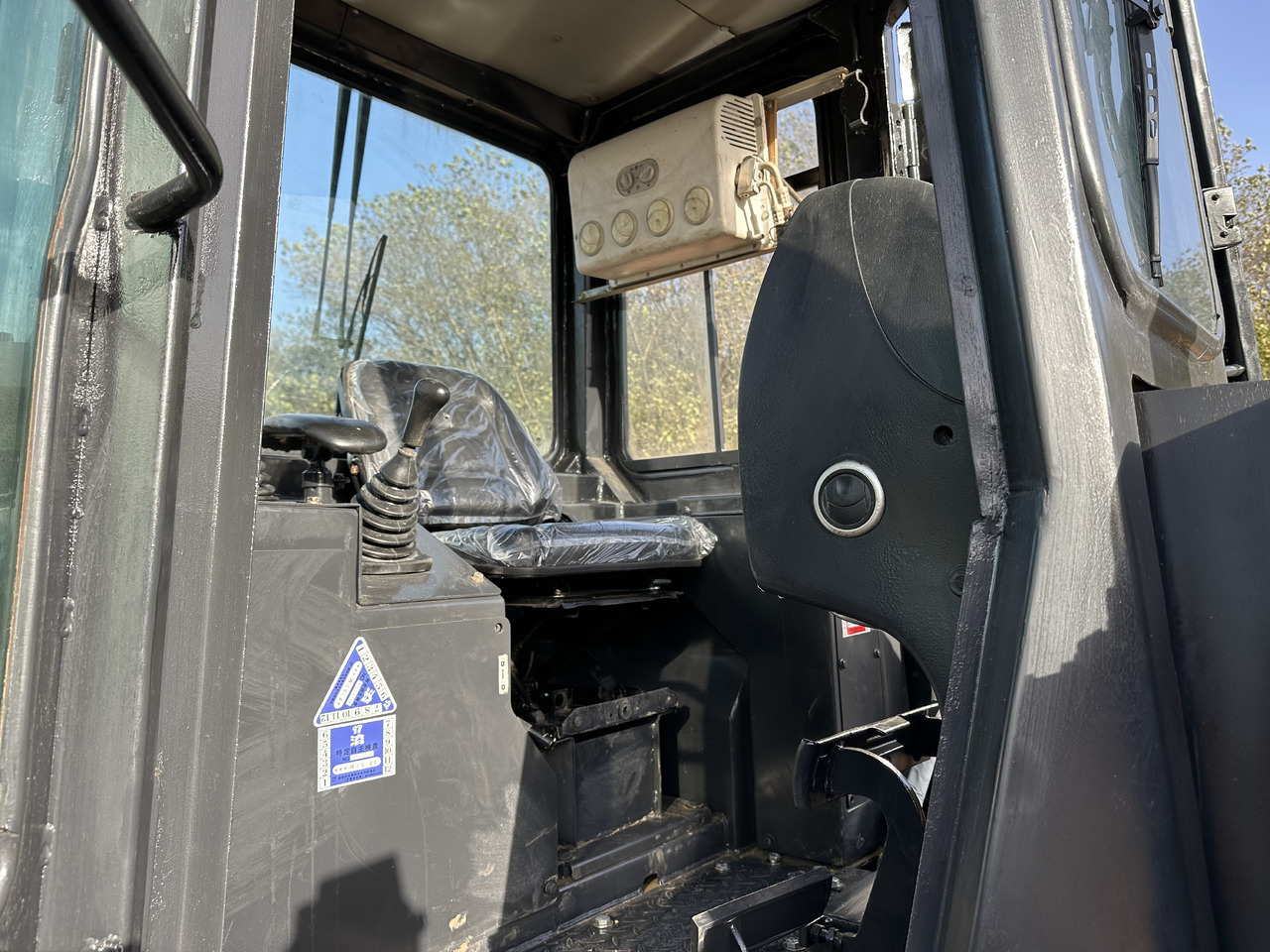 Bulldozer SHANTUI SD22 bulldozer: foto 6 Bulldozer SHANTUI SD22 bulldozer: foto 6