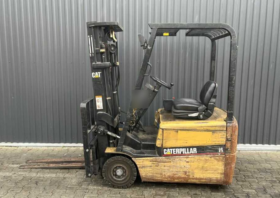 CAT Lift Trucks EP16KT - Carretilla elevadora eléctrica: foto 2 CAT Lift Trucks EP16KT - Carretilla elevadora eléctrica: foto 2
