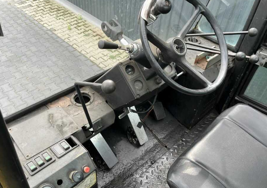 Hyster H14.00XL2 - Carretilla elevadora diésel: foto 3 Hyster H14.00XL2 - Carretilla elevadora diésel: foto 3