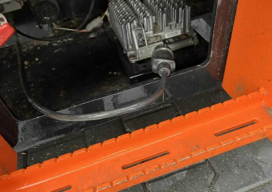 Plataforma de tijeras JLG 4045R: foto 8