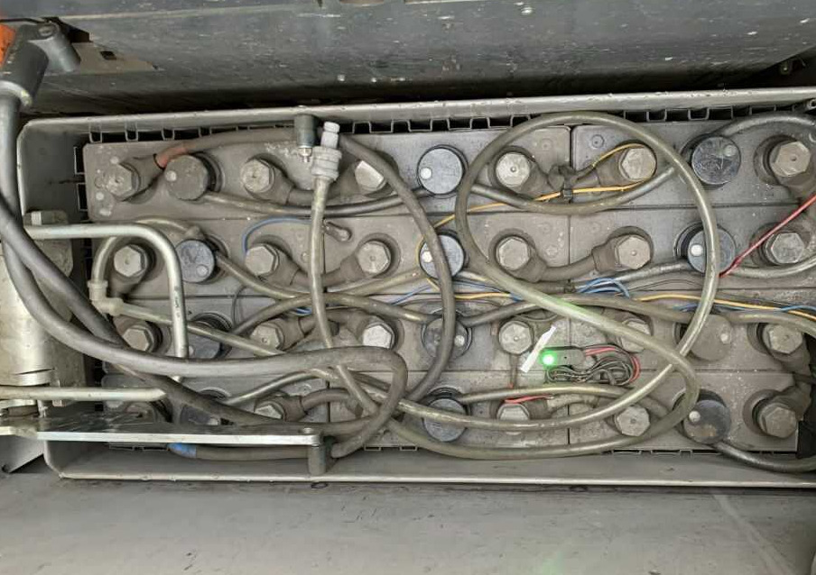 Apilador Jungheinrich EJC214: foto 6