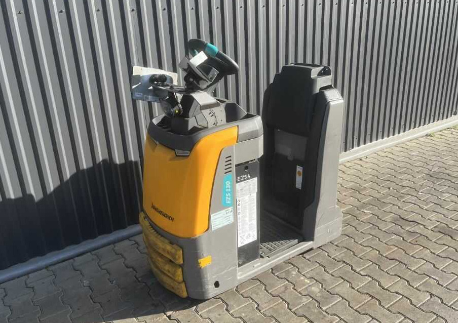 Jungheinrich EZS130 - Remolcadora: foto 1 Jungheinrich EZS130 - Remolcadora: foto 1