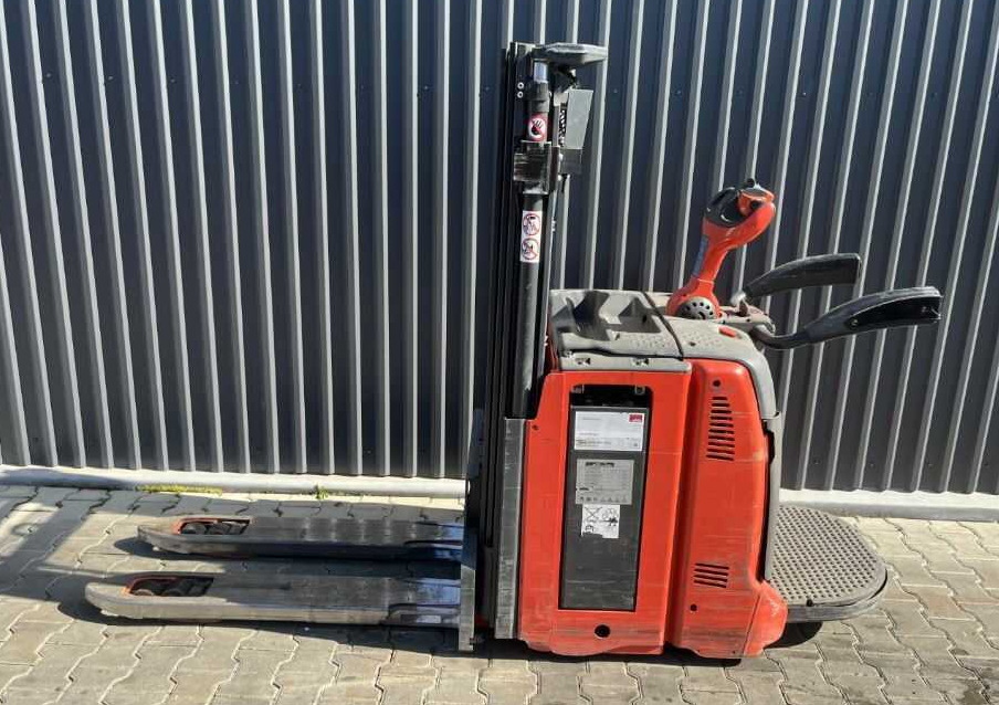 Linde D12AP - Apilador: foto 2 Linde D12AP - Apilador: foto 2