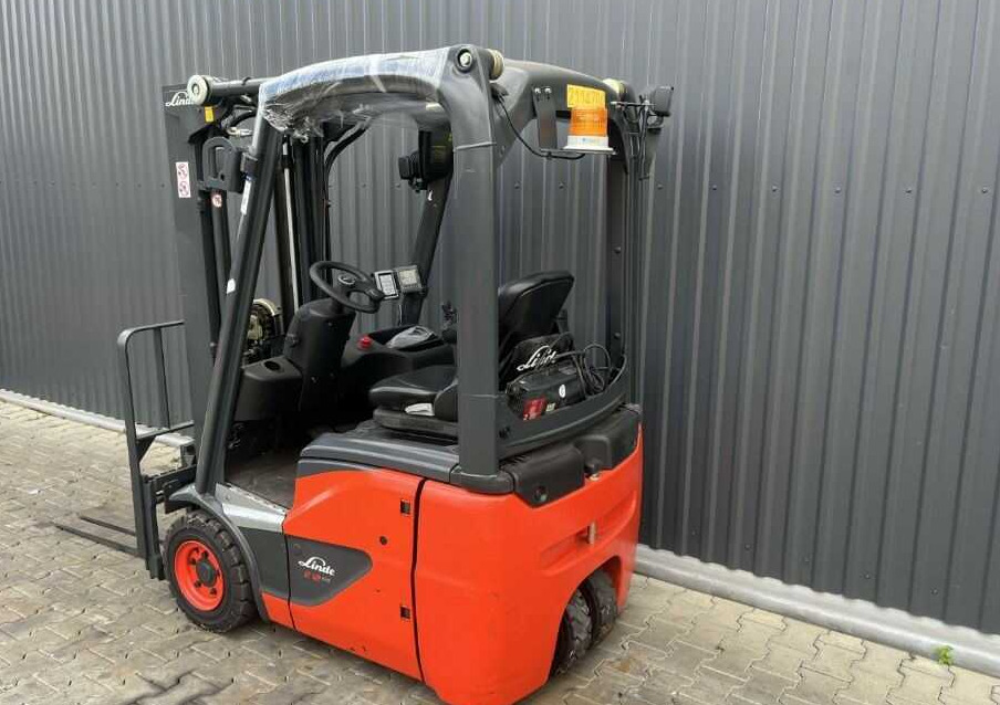 Linde E12-02 - Carretilla elevadora eléctrica: foto 3 Linde E12-02 - Carretilla elevadora eléctrica: foto 3