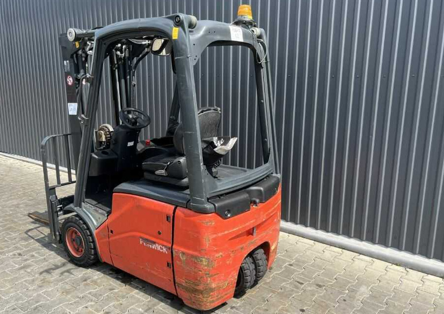 Linde E14-01 - Carretilla elevadora eléctrica: foto 3 Linde E14-01 - Carretilla elevadora eléctrica: foto 3