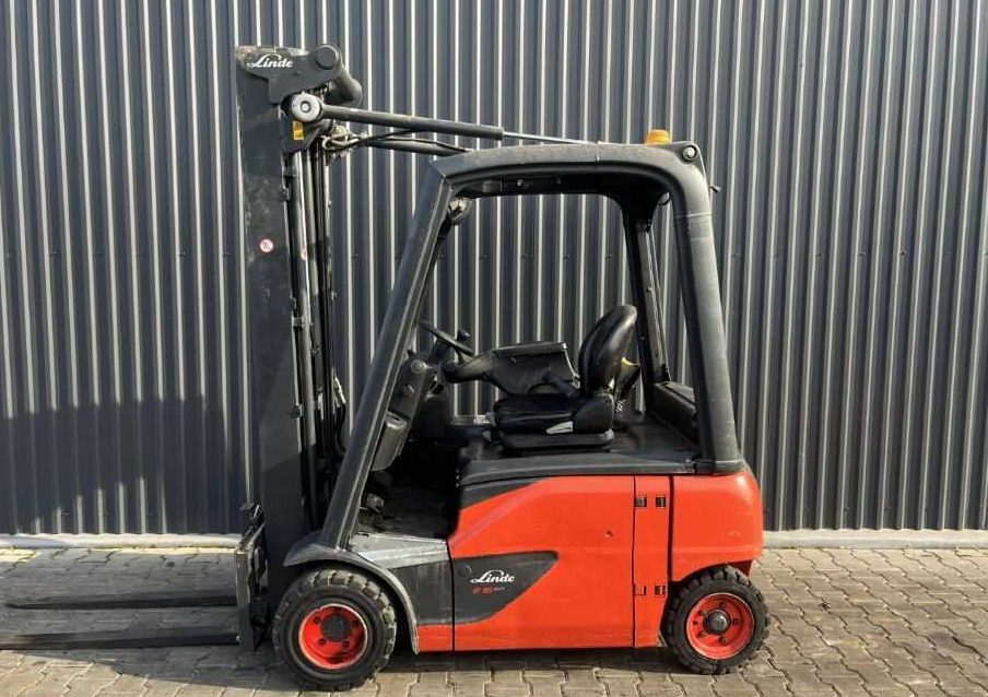 Linde E16P-02 - Carretilla elevadora eléctrica: foto 2 Linde E16P-02 - Carretilla elevadora eléctrica: foto 2