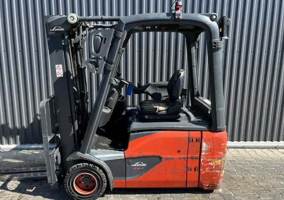 Linde E18-02 - Carretilla elevadora eléctrica: foto 2 Linde E18-02 - Carretilla elevadora eléctrica: foto 2