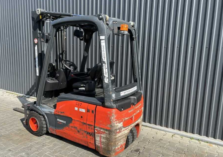 Linde E18-02 - Carretilla elevadora eléctrica: foto 3 Linde E18-02 - Carretilla elevadora eléctrica: foto 3