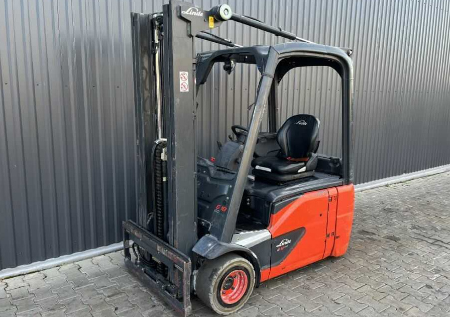 Linde E18-02 - Carretilla elevadora eléctrica: foto 1 Linde E18-02 - Carretilla elevadora eléctrica: foto 1