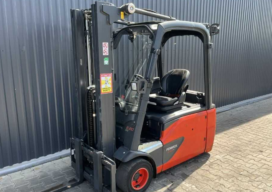 Linde E20L-02 - Carretilla elevadora eléctrica: foto 1 Linde E20L-02 - Carretilla elevadora eléctrica: foto 1