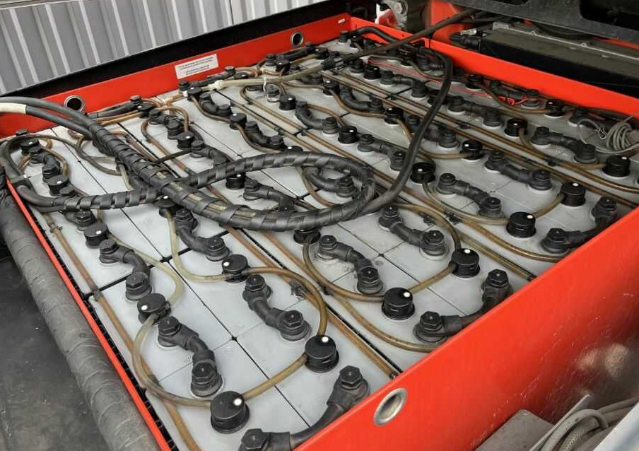 Linde E40/600HL - Carretilla elevadora eléctrica: foto 2 Linde E40/600HL - Carretilla elevadora eléctrica: foto 2