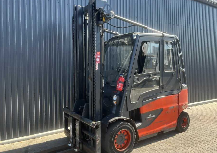 Linde E50HL-01 - Carretilla elevadora eléctrica: foto 1 Linde E50HL-01 - Carretilla elevadora eléctrica: foto 1