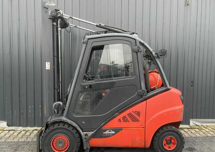 Linde H25T-02/600 - Carretilla elevadora de gas: foto 2 Linde H25T-02/600 - Carretilla elevadora de gas: foto 2