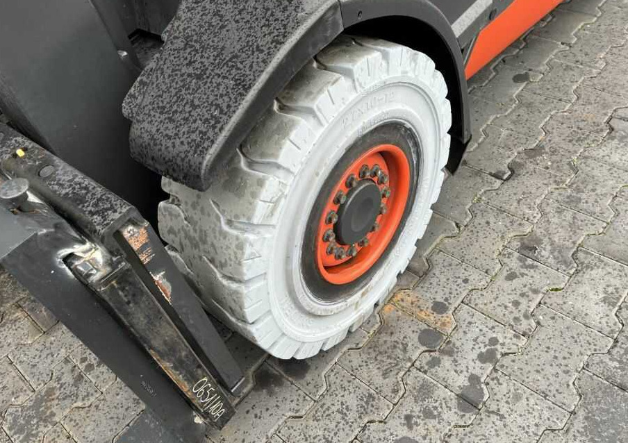 Linde H30T-02 - Carretilla elevadora de gas: foto 5 Linde H30T-02 - Carretilla elevadora de gas: foto 5