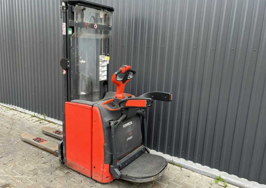 Linde L14AP - Apilador: foto 3 Linde L14AP - Apilador: foto 3