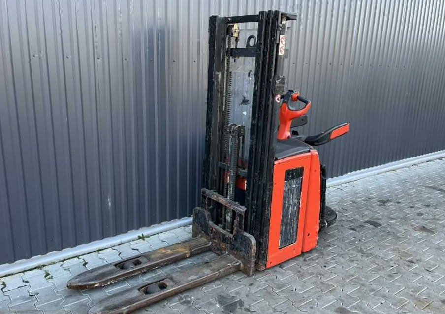 Linde L16AP - Apilador: foto 4 Linde L16AP - Apilador: foto 4