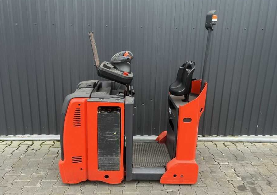 Linde P30C - Remolcadora: foto 2 Linde P30C - Remolcadora: foto 2