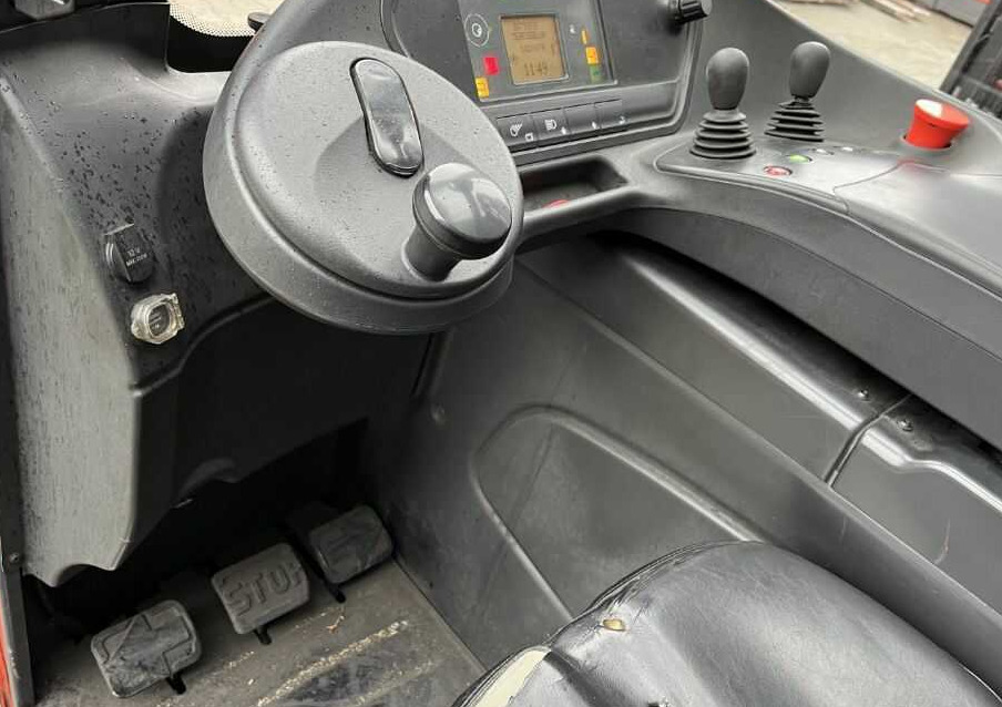 Retráctil Linde R14: foto 9 Retráctil Linde R14: foto 9