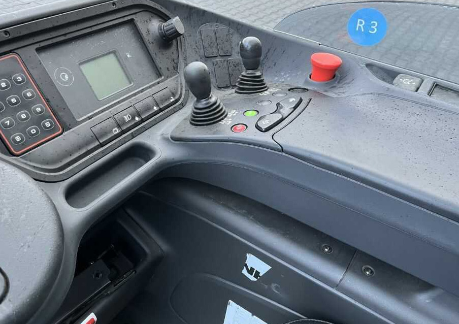 Linde R14HD-01 - Retráctil: foto 5 Linde R14HD-01 - Retráctil: foto 5