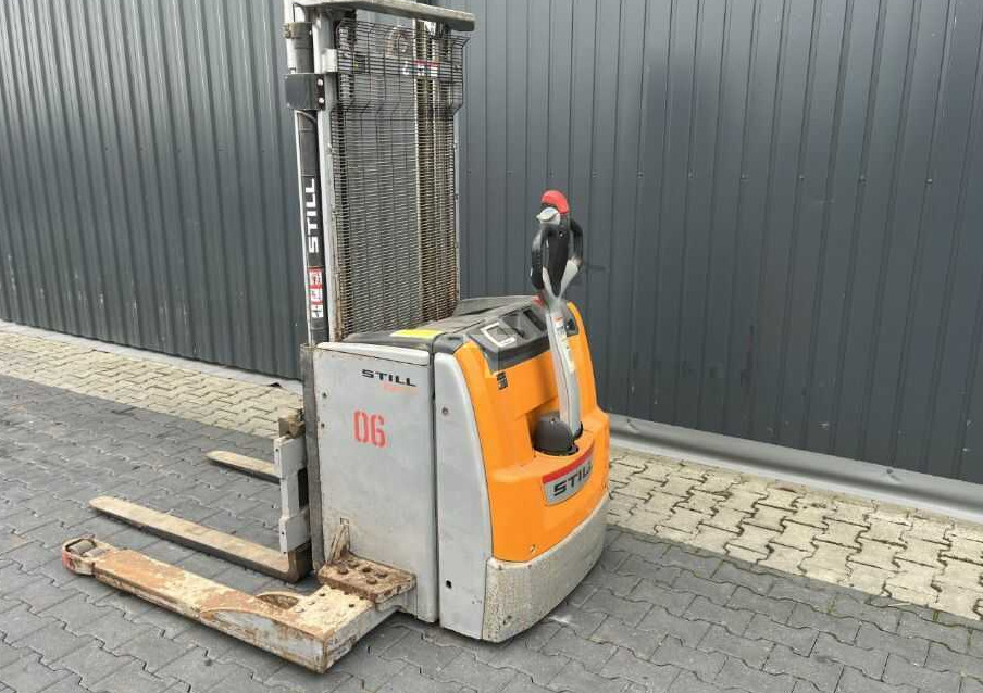 Still EXP14 - Apilador: foto 3 Still EXP14 - Apilador: foto 3