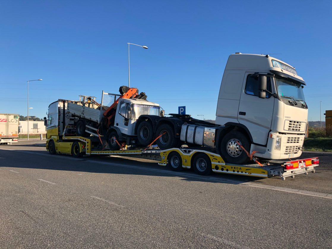 Semirremolque portavehículos para transporte de equipos pesados nuevo VEGA-S (2 AXLE TRUCK CARRIER): foto 22 Semirremolque portavehículos para transporte de equipos pesados nuevo VEGA-S (2 AXLE TRUCK CARRIER): foto 22